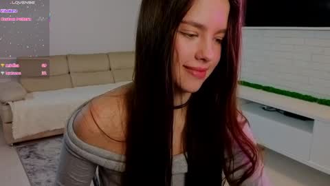 Molly online show from April 2026 01:41:01 PM