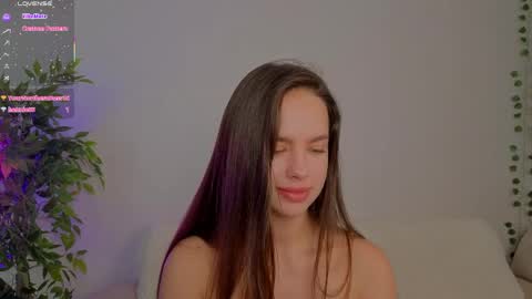 Molly online show from June 2026 06:52:02 AM
