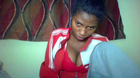 karoliee online show from July 2026 04:44:01 PM