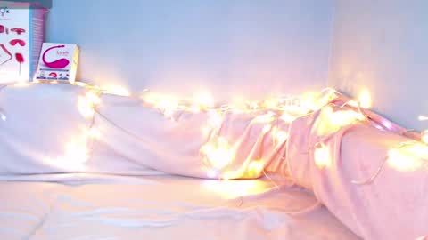 Kira online show from February 2025 03:12:01 AM