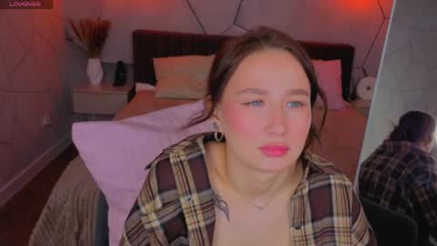 Karolina online show from April 2026 01:17:02 AM