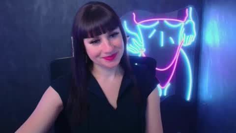 Snapshot of karolina_mia chatting on December 2024 06:15:01 AM Caroline online show from December 2024 06:15:01 AM