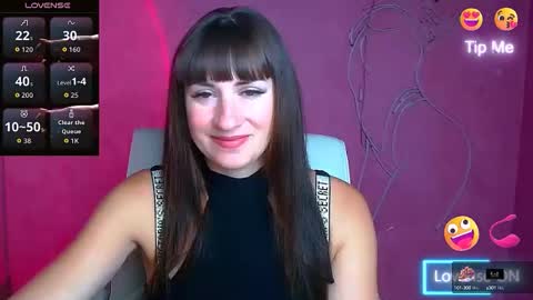 Snapshot of karolina_mia chatting on September 2025 05:51:01 AM Caroline online show from September 2025 05:51:01 AM