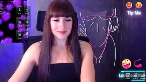 Snapshot of karolina_mia chatting on October 2025 12:25:01 PM Caroline online show from October 2025 12:25:01 PM