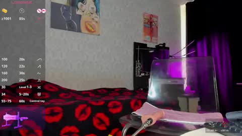 Snapshot of karolinaaa_hot chatting on June 2026 01:17:02 AM karolinaaa_hot online show from June 2026 01:17:02 AM