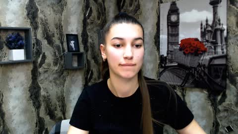 Karolina online show from February 2025 01:32:02 PM