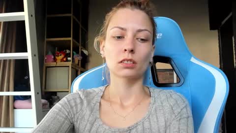 karoline121 online show from October 2025 09:02:02 AM