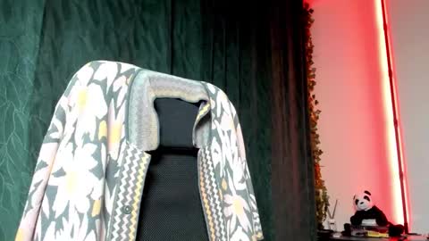 karoline121 online show from February 2026 09:13:01 PM