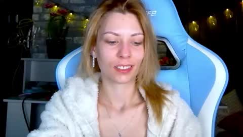 karoline121 online show from March 2026 11:01:01 PM