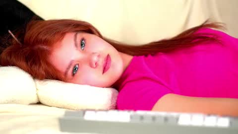 lina online show from November 2025 12:15:02 PM