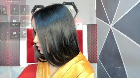 Karol online show from January 2025 05:49:01 PM