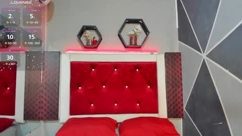 Karol online show from February 2025 11:44:02 AM