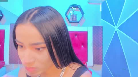 Karol online show from October 2025 11:53:01 AM