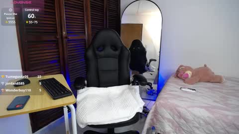 karol online show from January 2025 09:04:02 PM