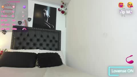 Karol online show from October 2025 07:14:02 PM