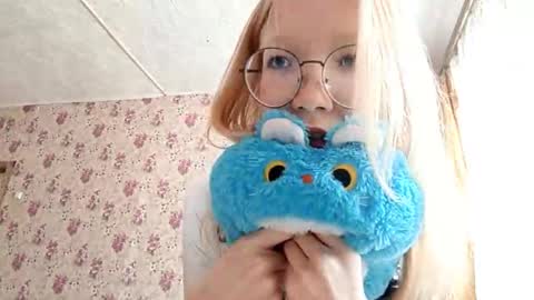 Snapshot of karoncabeza chatting on March 2026 07:03:02 AM Sara online show from March 2026 07:03:02 AM