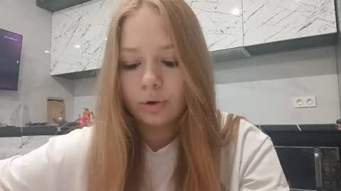 Karina online show from June 2026 12:32:02 AM