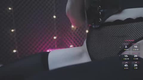 ALYSSA                online show from December 2025 04:24:01 PM