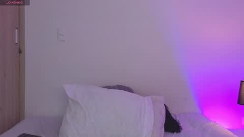 kasey online show from November 2025 02:10:02 PM