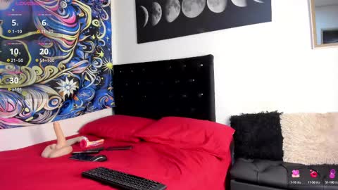 Kassandra  online show from February 2025 11:10:01 AM