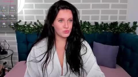 Snapshot of kassandra__grey chatting on December 2025 01:10:01 AM Kassandra 3 online show from December 2025 01:10:01 AM