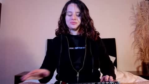 Snapshot of kassandra_james chatting on May 2026 03:02:02 AM kassandra james online show from May 2026 03:02:02 AM