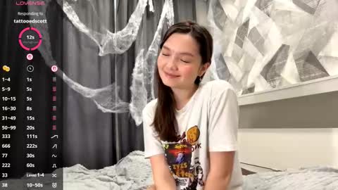 Kira online show from November 2025 09:22:01 AM