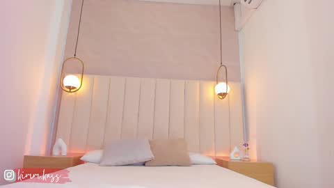 Kassia online show from September 2025 04:23:02 AM