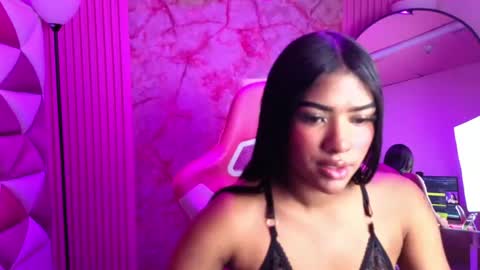 Snapshot of kassy_stone chatting on July 2026 04:27:01 AM kassy Stone online show from July 2026 04:27:01 AM