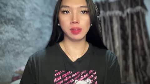 Majesty online show from February 2025 04:46:02 AM