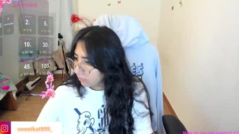 Snapshot of kat_ly_chan chatting on January 2025 10:44:01 PM Kat       online show from January 2025 10:44:01 PM