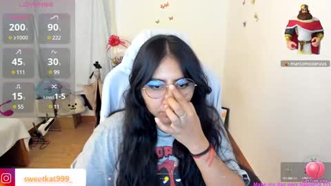 Snapshot of kat_ly_chan chatting on February 2025 08:31:02 PM Kat       online show from February 2025 08:31:02 PM