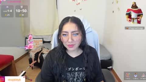 Kat       online show from November 2025 02:06:02 PM