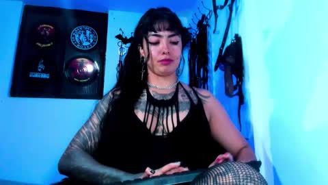 Kat online show from December 2025 05:46:01 AM