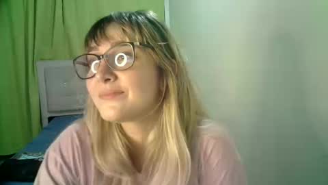 Snapshot of kat_pp chatting on October 2025 01:17:02 AM Kati online show from October 2025 01:17:02 AM