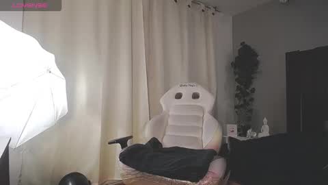 kate online show from October 2025 12:19:01 PM