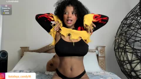 Snapshot of kataleyacandy chatting on December 2024 09:22:01 PM Kataleya online show from December 2024 09:22:01 PM