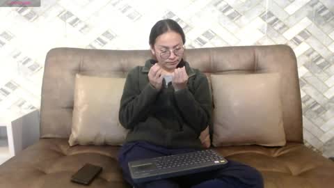 Katalina online show from April 2026 03:01:02 PM