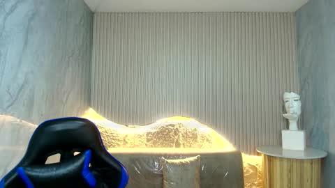 Katalina  online show from February 2026 03:02:02 AM