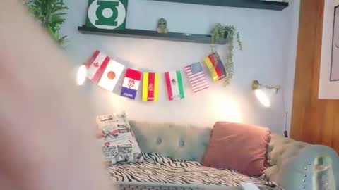 katalinalee_ online show from June 2026 11:43:02 AM