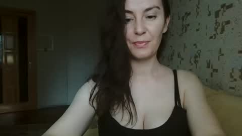KatalinaQEs online show from September 2025 07:30:02 AM