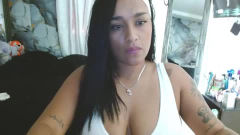 Snapshot of katalinnabrown chatting on November 2025 07:25:01 PM Catalina online show from November 2025 07:25:01 PM