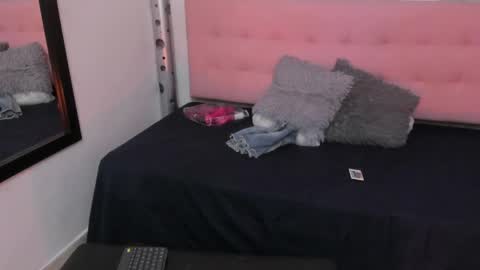   online show from April 2026 10:34:02 PM