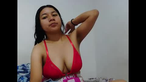 Snapshot of kate_bliss chatting on September 2025 01:56:02 PM kate_bliss online show from September 2025 01:56:02 PM