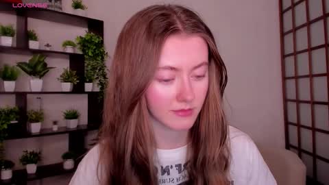 Kate online show from December 2025 02:27:01 AM