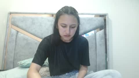 Snapshot of kate_davies chatting on October 2025 12:19:01 AM kate online show from October 2025 12:19:01 AM