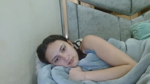 Snapshot of kate_davies chatting on October 2025 12:12:02 AM kate online show from October 2025 12:12:02 AM