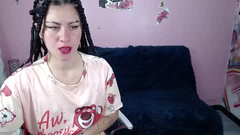 Snapshot of kate_lawrence_ chatting on December 2024 07:28:01 AM kate_lawrence_ online show from December 2024 07:28:01 AM