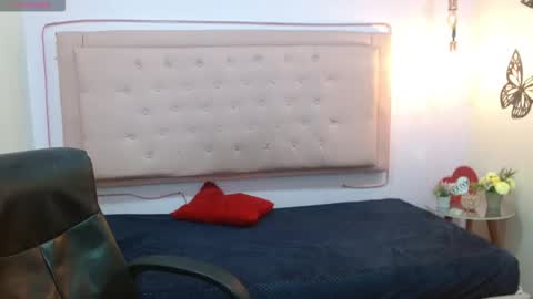 kate online show from December 2025 03:26:02 AM