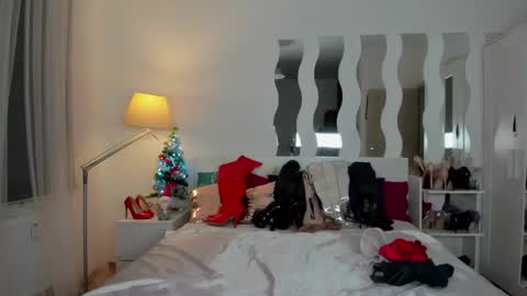 Snapshot of kate_redgar chatting on January 2025 12:49:01 PM kate_redgar online show from January 2025 12:49:01 PM